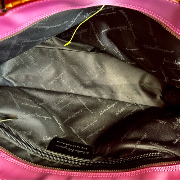 SALVATORE FERRAGAMO LAVENDER GANCINI SHOULDER BAG/PURSE - Picture 11 of 15